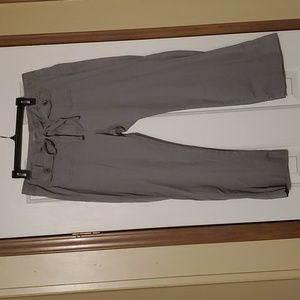 🌕 Old Navy Size 10 Gray Mid Rise Pants